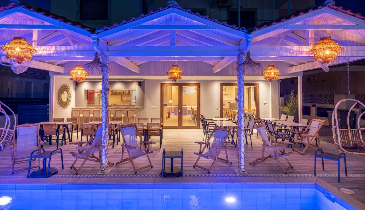 Adonis Hotel Pefkochori Eksteriør billede