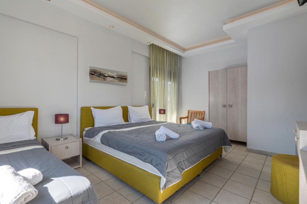 Adonis Hotel Pefkochori Eksteriør billede